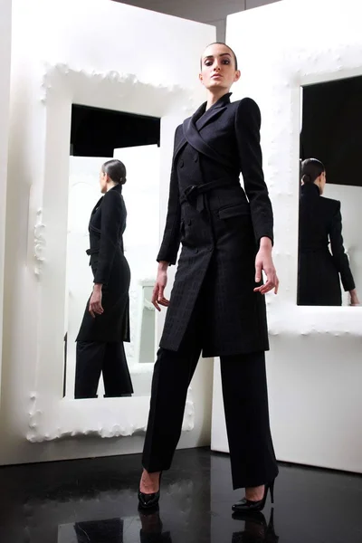 Look 11